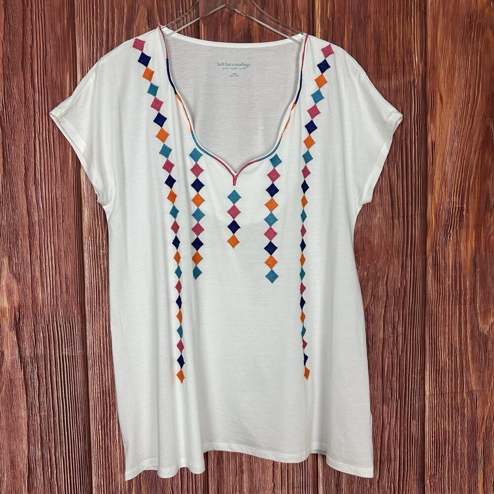 Soft Surroundings Top Womens White Embroidered Diamonds V-Neck Size Large